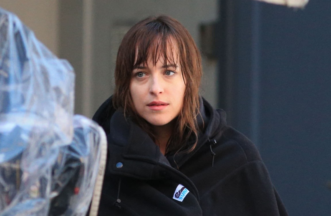 Dakota Johnson calls working on 'The Office' final episode 'the worst(02)
