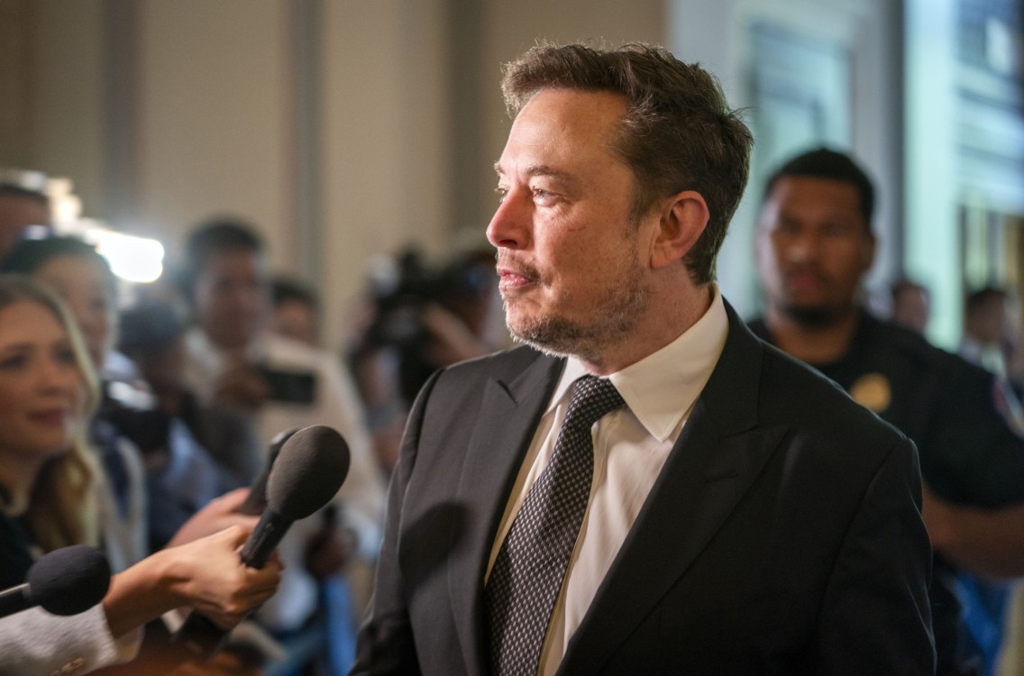 Elon Musk Pushes to End Remote Work for Millions of U.S. Government